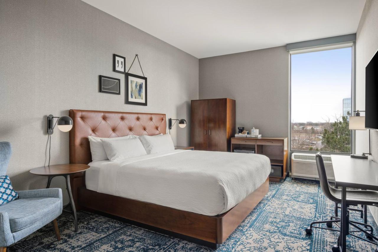 Four Points By Sheraton Chicago Westchester/oak Brook
