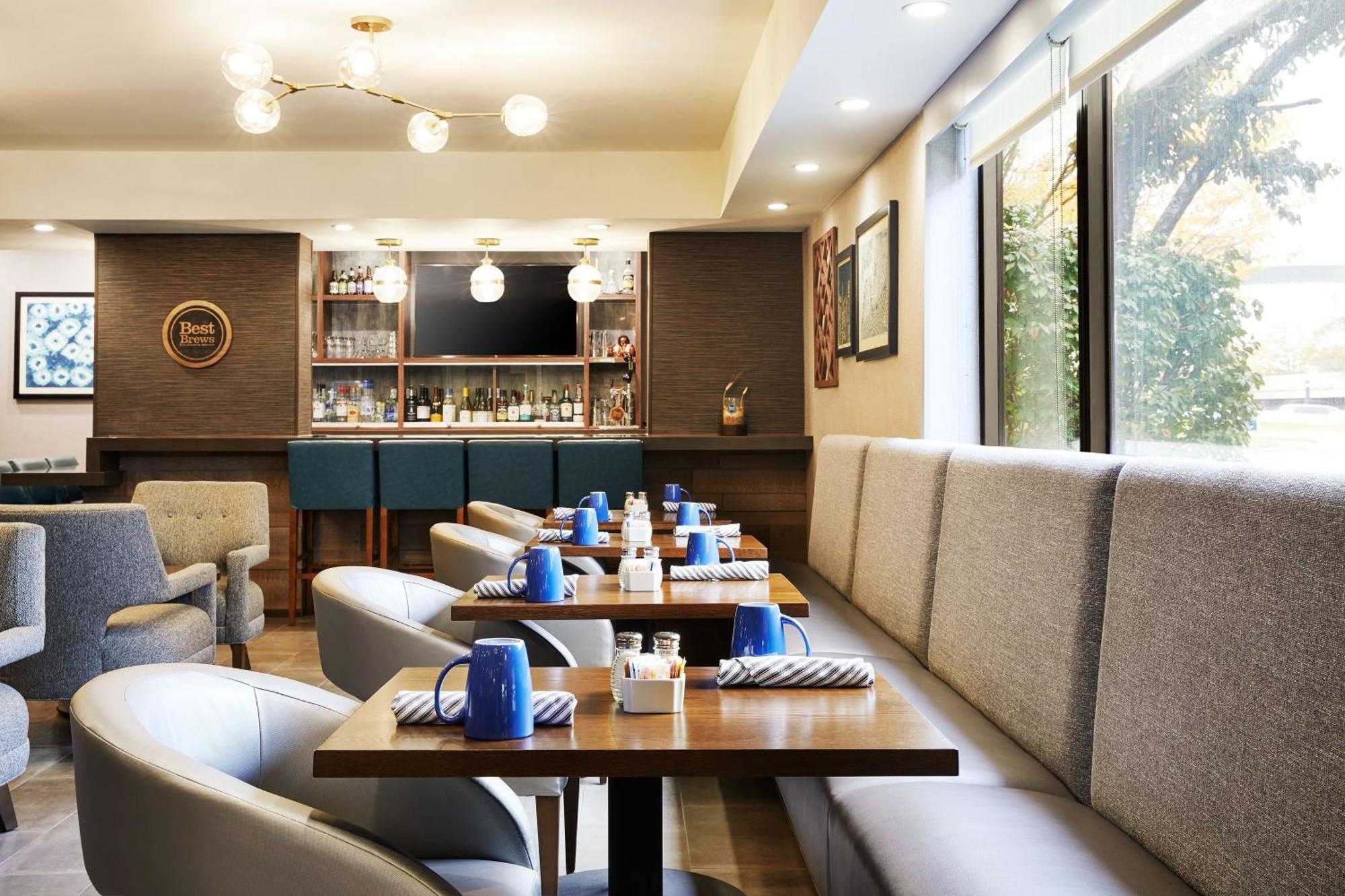 Four Points By Sheraton Chicago Westchester/oak Brook 3* Westchester