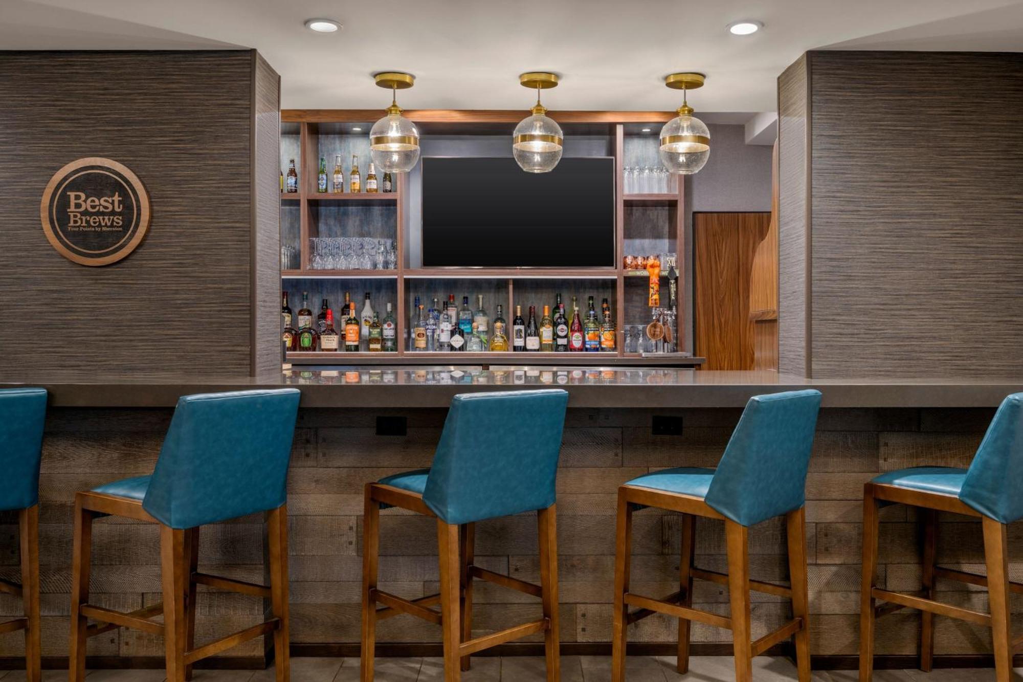 Hotel Four Points By Sheraton Chicago Westchester/oak Brook