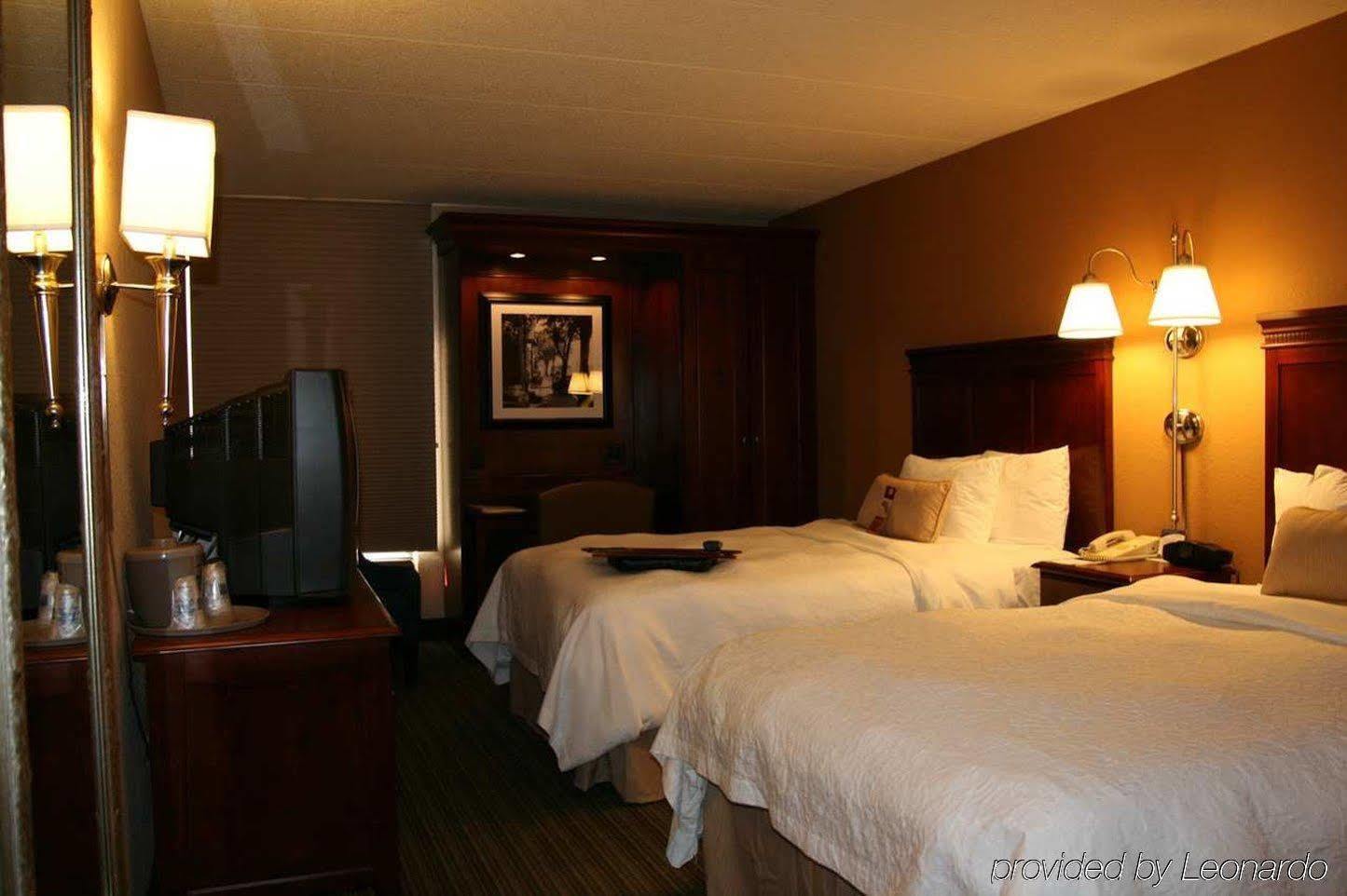 Four Points By Sheraton Chicago Westchester/oak Brook