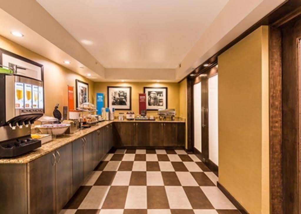 Hotel Four Points By Sheraton Chicago Westchester/oak Brook 3*